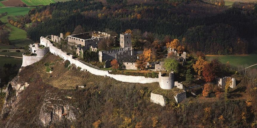 Foto: Staatliche Schlösser und Gärten Baden-Württemberg, Achim Mende Festungsruine Hohentwiel von oben